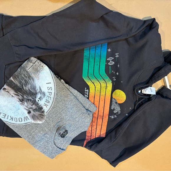 Star Wars Graphic T-Shirts and Hoodie Size medium bundle - Picture 2 of 16